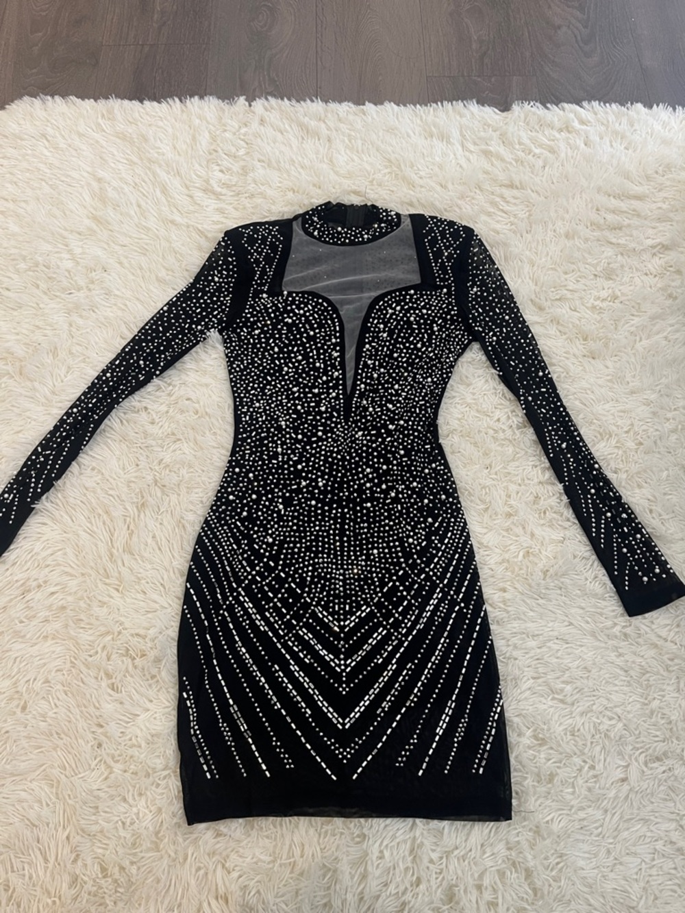 Black Long-Sleeve Rhinestone Bodycon Dress